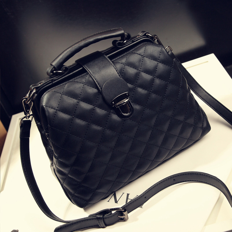 With the new spring and summer 2016 show Lingge Doctor Bag Fashion Ladies Handbag Shoulder Bag Messenger Bag bag bag