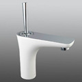 Modern Bathroom Sink Faucets White Color Singhle Handle MPDK018