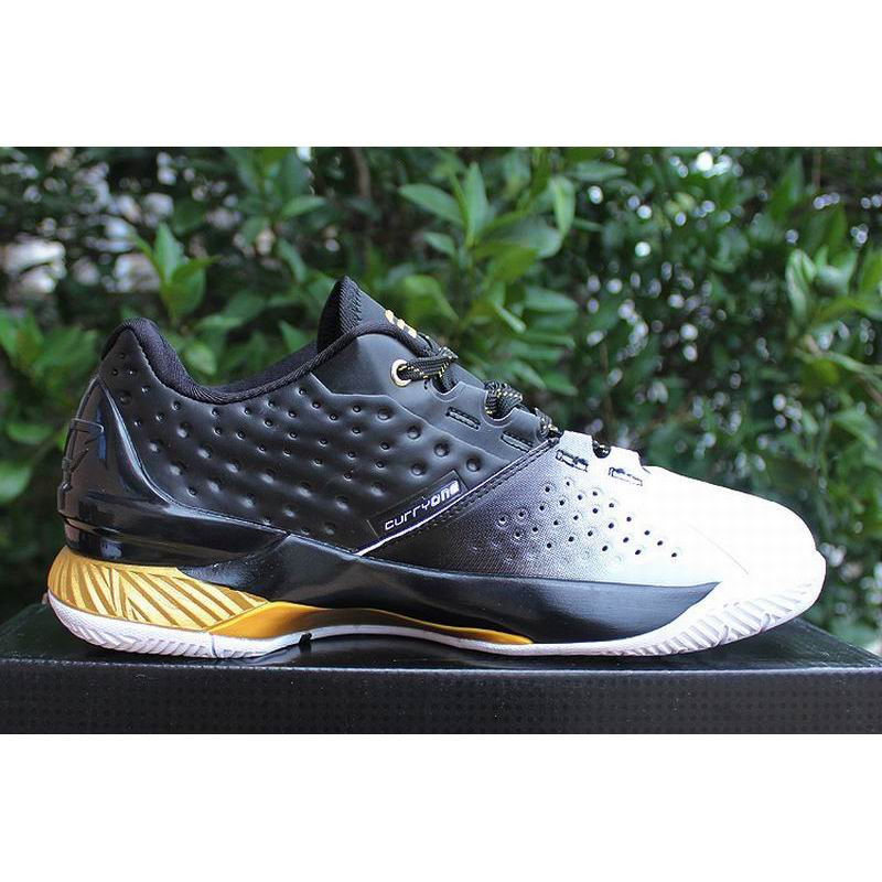 ua-stephen-curry-1-one-low-basketball-men-shoes-black-white-gold-002