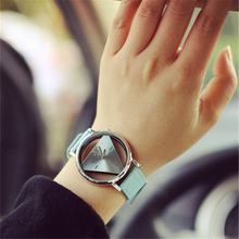 2016 Hot 1 PCS Triangle Hollow Leather Band Stainless Steel Sport Analog Quartz Women Mens Wrist