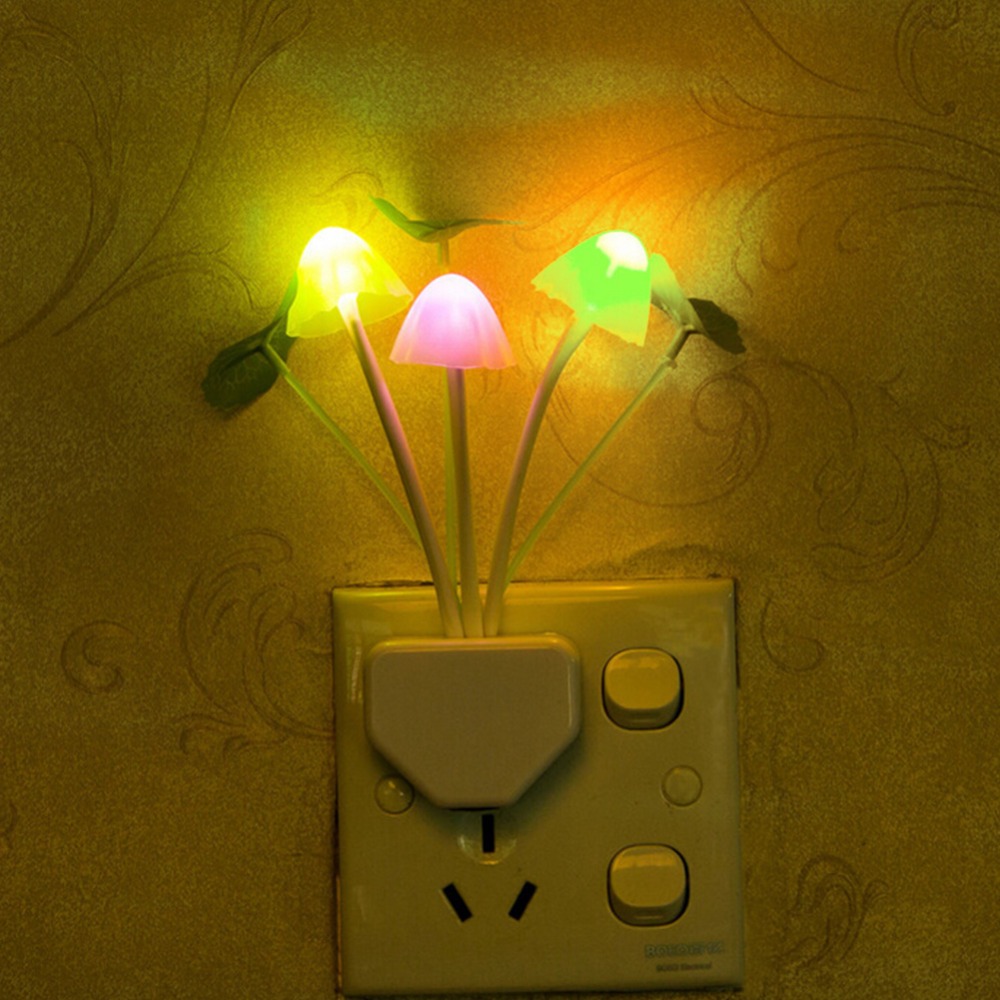 2016 Lovely Square Head Plug Electric Light Sensor Colorful LED Mushroom Night Light Lamp 220V Home Illumination