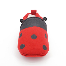 DeLeBao New Arrival The Beatles Cute Baby Shoes Band Of Design Elegant First Baby Girls Shoes Necklace High Quality Rubber Sole
