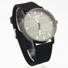 Hot Sale 2015 Minimalism Men Quartz Silicone Sports Watch Fashion Analog Casual Wristwatch Military Watch Unisex Black Relogio