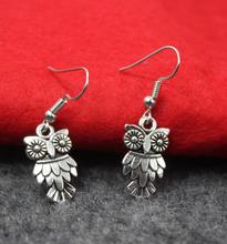 Top New fashion jewelry accessories vintage sliver plated small owl drop dangle earring best gift for girl wholesale E183