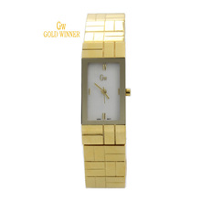 Ganador del oro estrenar moda elegante ocasional de la muchacha mujer reloj del cuarzo del diamante impermeable de acero inoxidable relojes GW180022
