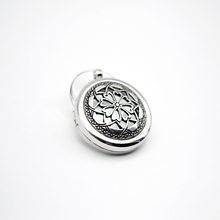 1pcs Stailess Steel Locket Necklace Essential Oil Diffuser Lockets Aromatherapy Jewelry Necklace With 70cm Chain BXG-07