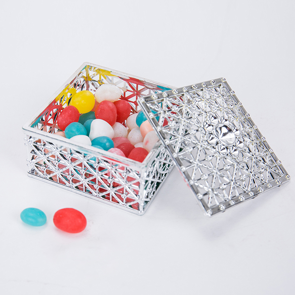 Description Picture 5 of itemPack of 12pcs Delicate Luxury Gridding Shape Candy Box Wedding Party Favors for Candy Chocolates Card Guests Gifts Box