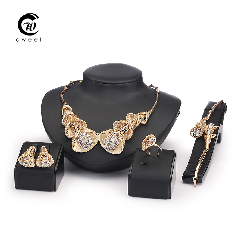 http://g01.a.alicdn.com/kf/HTB1HcvLIpXXXXbIaXXXq6xXFXXX6/Party-Accessories-Fine-Jewelry-Sets-African-Beads-Statement-Necklace-Earrings-Bracelet-Rings-Set-For-Women-Wedding.jpg