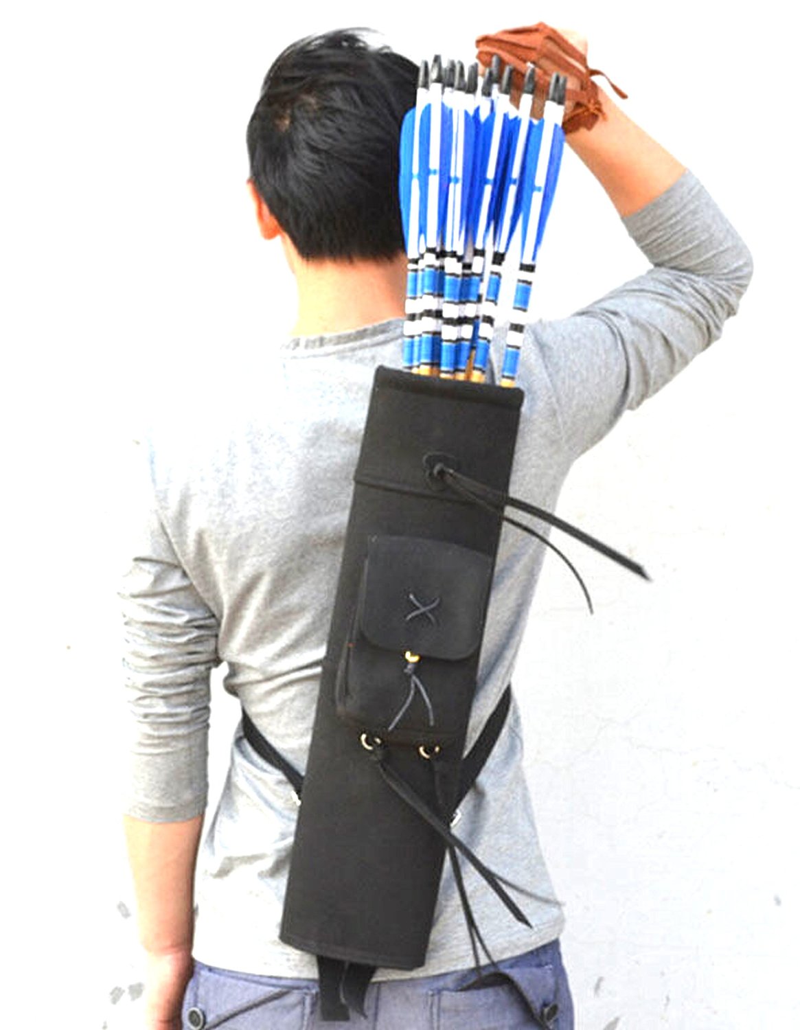 bow and arrow back quiver