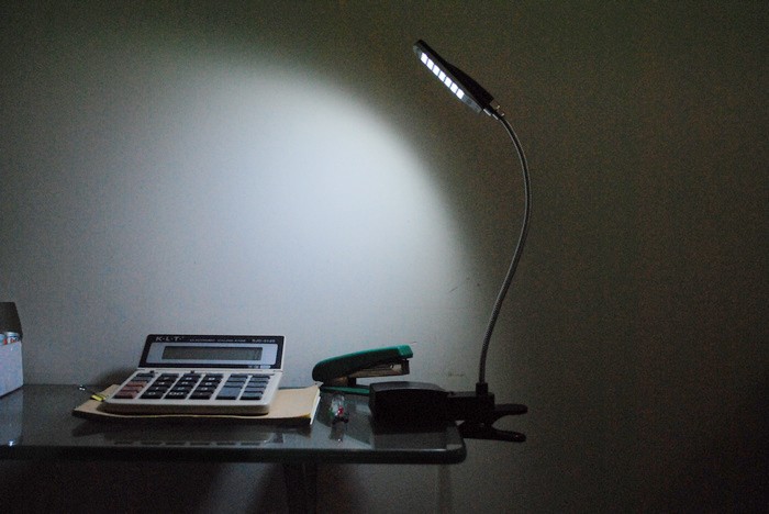USB table lamp-7