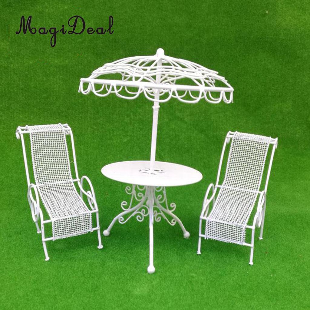 miniature table and chairs