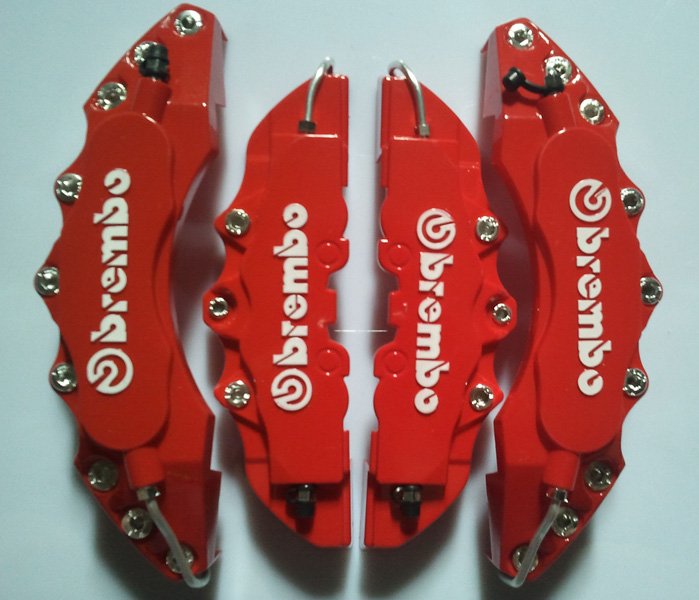 1   L + 1   M Red ABS +      3D Brembo ,       .  .  a
