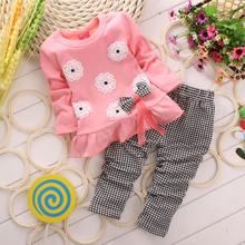 Baby Girl Clothing Set Heart-shaped Print Bow Cute 2PCS Cloth Set Children Cloth Suit Top T shirt + Pants