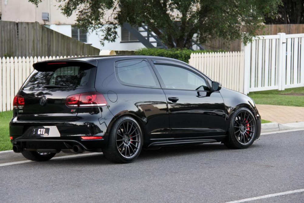 Matt black rear boot trunk badge emblem for VW volkswagen golf mk5 mk6 2006 GTI R32