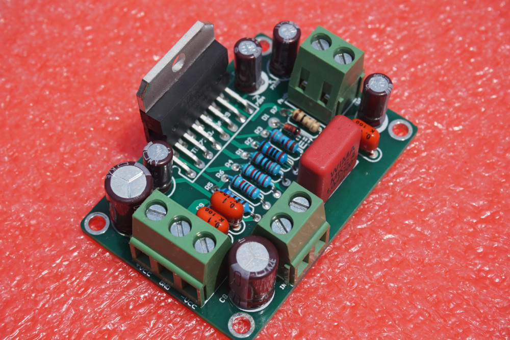 Потребительская электроника OEM Mono power amplifier 2 /tda7294 80W Mono power amplifier TDA7294
Потребительская электроника OEM Mono power amplifier 2 /tda7294 80W Mono power amplifier TDA7294