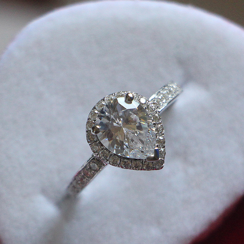 2ct pear shaped engagement rings