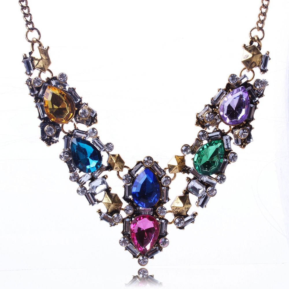 New Arrival Golden Vintage Alloy Jewlery Luxurious Gem Necklace For Lady Jewelry Wholesale Price XL5657