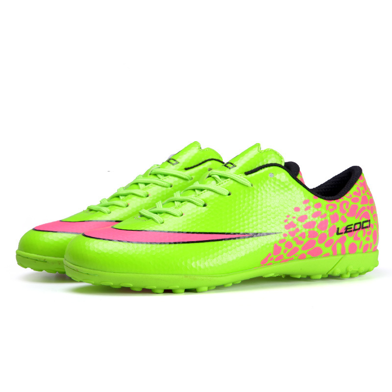 zapatos de futbol para niños