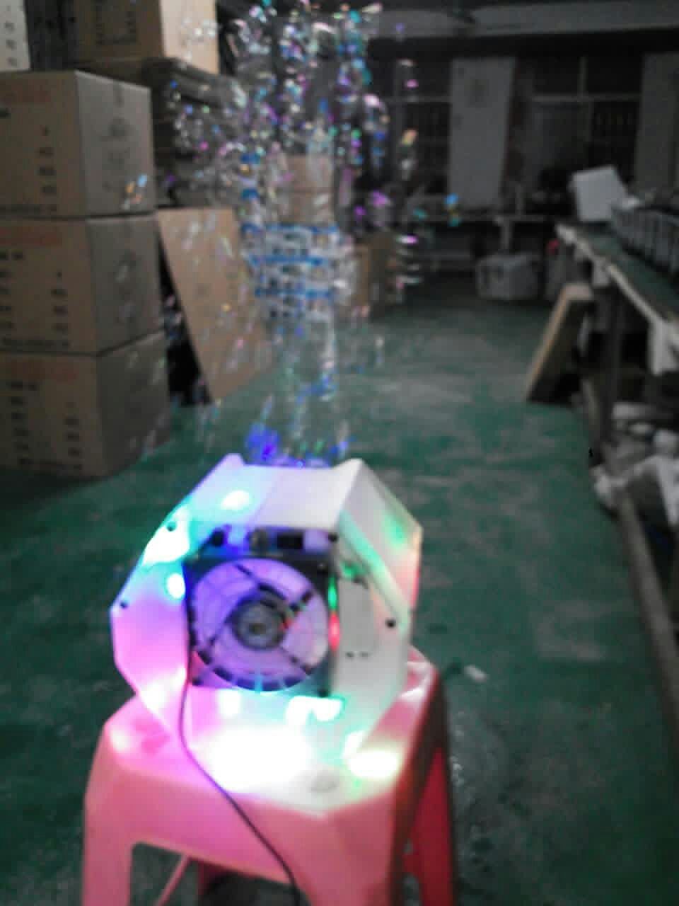 The new bubble machine with LED Bubble large, small bubble machine