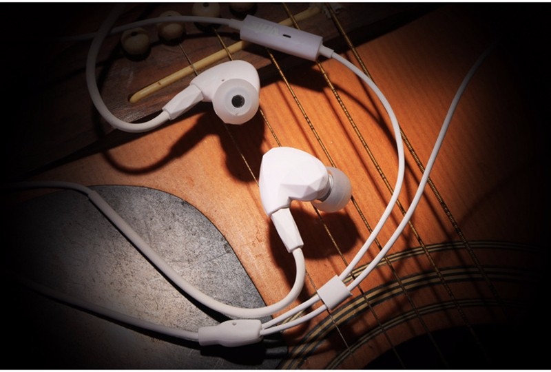 2796487489_1077363008