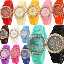 Fashion Geneva Wristwatch Vintage Golden Crystal Rhinestone Watches Silicone Strap Quartz Wrist Watch for Ladies Women