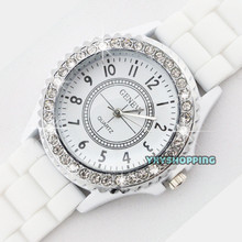 2015 New Retro Geneva Crystal Watch Jelly Gel Silicon Girl Women s Rhinestone Quartz Wrist Watch