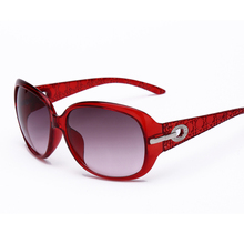 Fashion Gradient Sunglass Women’s Elegant Sunglasses Metal Crystal Decoration Sun Glasses For Women Sun Eyewear Brand Designer