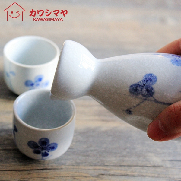 Chinese-Traditional-spirit-Japanese-sake-snow-plum-blossom-ceramic-alcohol-bottle-hip-flask-3pcs-alcohol-cups (1).jpg