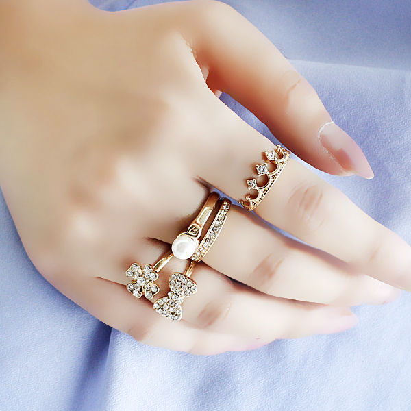 5pcsset fashion vintage punk 18k gold crown imitation pearl ring set rhinestone wedding rings for women finger engagement ring 2012 fashion rings set cheap - Pearl Wedding Ring Sets 5pcsset fashion vintage punk 18k gold crown imitation pearl ring set rhinestone wedding rings for women finger engagement ring 2012 fashion rings set cheap - Pearl Wedding Ring Sets