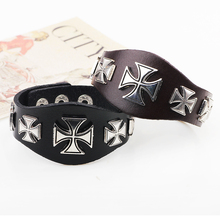 Vintage Rock Punk Wrap Leather Bracelets & Bangles Roman Rivet Cross Bracelet Men Wide Wristband Snap Jewelry Accessories Homme