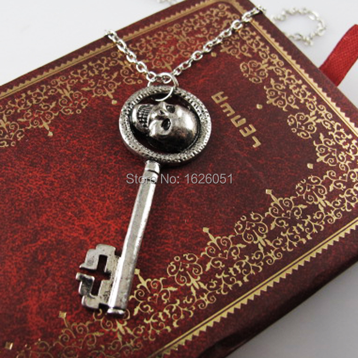 New SNOW WHITE ONCE UPON A TIME Skeleton Key Necklace Antique Silver Jewelry