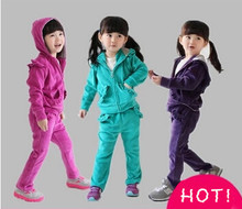 Girl clothing sets New 2014 brand baby girls clothing sets spring autumn velvet suit for girl casual sets kid’s sports suit