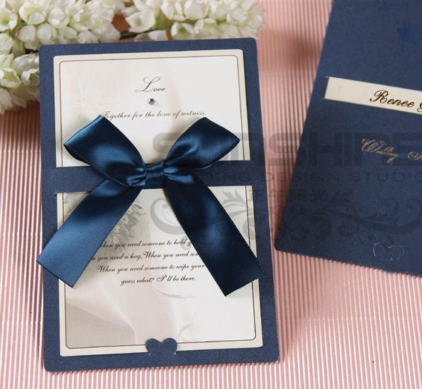 How to decorate wedding invitations