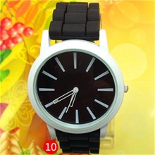 2015 fashion Classic Geneva Silicone quartz Watch women dress watch Silicone Jelly watches Casual wristwatch relogio