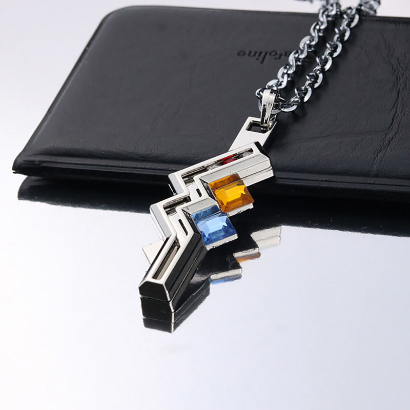 Final Fantasy XIII 13 Lightning Necklace Cosplay Pendant Chain Game Collectible