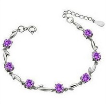 Браслеты от Yiwu Yunzhong Import & export co. , ltd для Женщины, материал Цирконий артикул 629522567