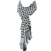 2016 New Cashmere Unisex Black White Warm Knitted Wool Plaid Long Thick Women Tassel Glitter Houndstooth Winter Tartan Scarf
