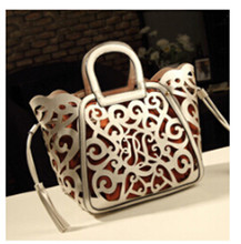 Hot Sale 2016 New Women Shoulder Bag Hollow Out Totem Tassel Women Handbag Messenger Bags F404