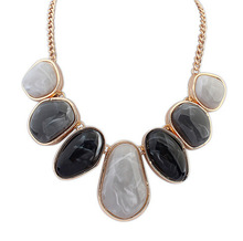 Fashion Gem Jewelry Vintage Exotic Ellipse Resin Geometric Statement Necklaces For Women XL58041