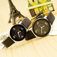 Nueva moda de ginebra alta calidad relojes de marca Classic negro / blanco pareja reloj de pulsera de cuarzo como parejas regalo SB032P