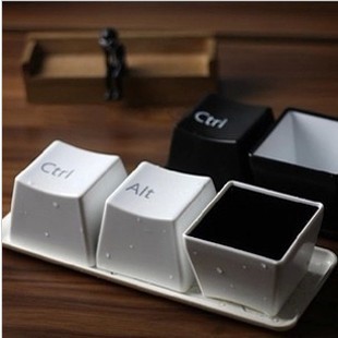 JJ209 Personal Tea Cups Set Keyboard Style Teacups Plastic Fruit Salad Bowl Coffee Tea Tools Supplies