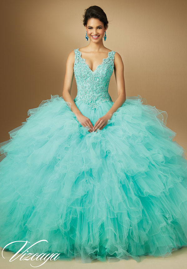 Quincea era dresses