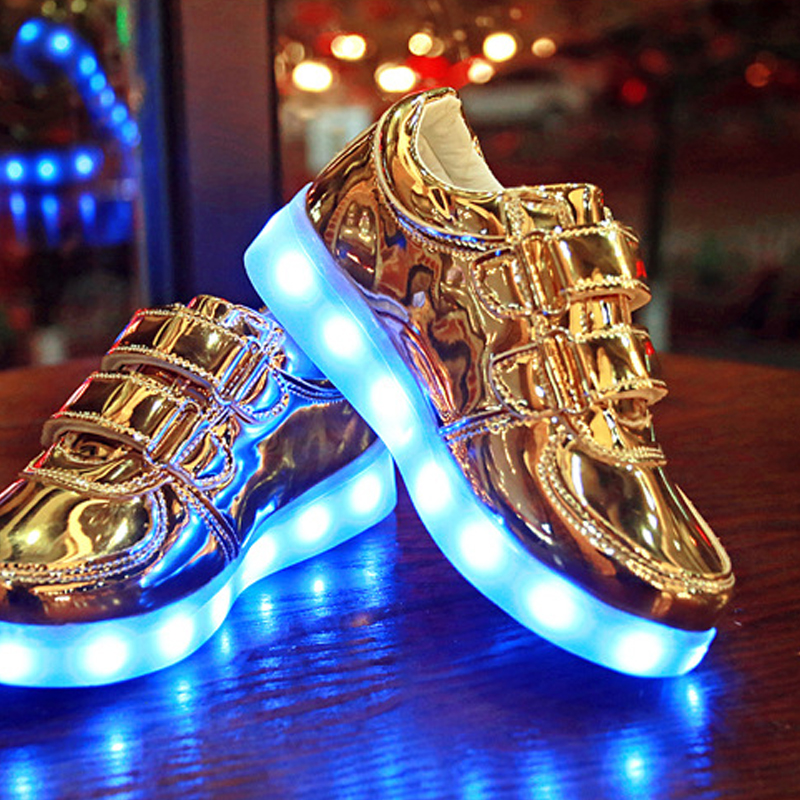 2016 Spring Autumn Casual Flat Boy Girl Kids Light Up Shoes Sneakers Fashion Luminous Colorful LED