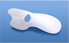 2 pcs Silicone Gel Foot toe Separator Feet Care Tool Thumb valgus protector Bunion adjuster Pain