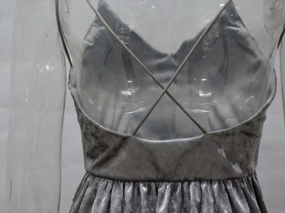 3694741701_508351750