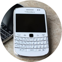 Refurbished Original blackberry 9900,unlocked 3g smartphone,QWERTY+touch 2.8inch,WiFi,GPS,5.0MP camera ,free shinpping