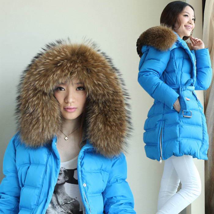 New 2014 oversized jacket winter coat thickening Slim female faux fur raccoon fur collar and long coat women parka  winter coat