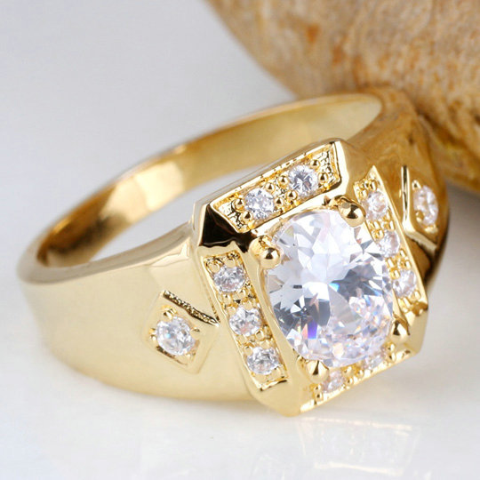Engagement rings vogue