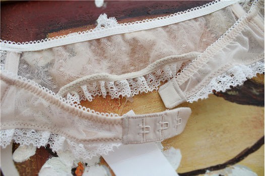 Garter (1)