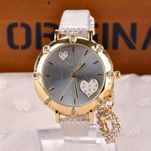 Últimas diseño relojes de marca famosa de lujo para mujer reloj de cuarzo del Color del oro del colgante del corazón del reloj de moda LX50 * MPJ623
